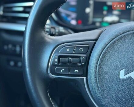 Серый Киа Niro, объемом двигателя 1.6 л и пробегом 57 тыс. км за 24900 $, фото 36 на Automoto.ua