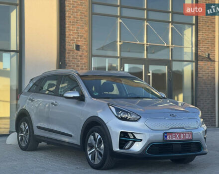 Серый Киа Niro, объемом двигателя 0 л и пробегом 139 тыс. км за 17999 $, фото 11 на Automoto.ua
