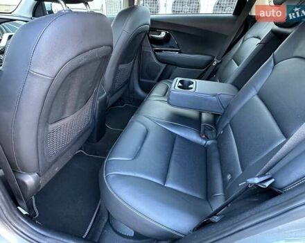 Серый Киа Niro, объемом двигателя 1.6 л и пробегом 57 тыс. км за 24900 $, фото 43 на Automoto.ua