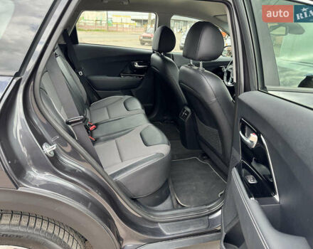 Киа Niro 2021 в Бахмаче на Automoto.ua Серый Киа Niro, объемом двигателя 0 л и пробегом 139 тыс. км за 17900 $, фото 18 на Automoto.ua