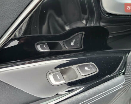 Сірий Кіа Niro, об'ємом двигуна 0 л та пробігом 106 тис. км за 20950 $, фото 15 на Automoto.ua