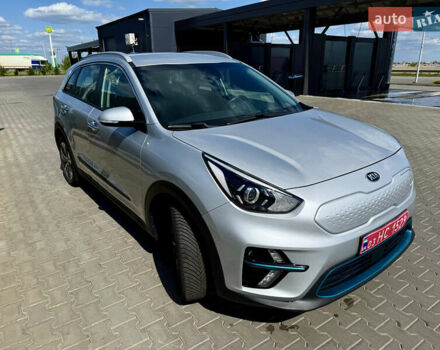 Серый Киа Niro, объемом двигателя 0 л и пробегом 131 тыс. км за 17599 $, фото 7 на Automoto.ua