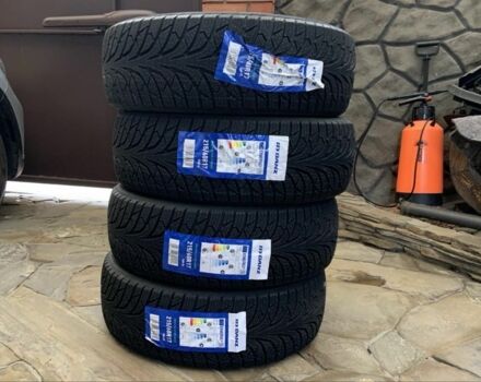 Сірий Кіа Niro, об'ємом двигуна 2 л та пробігом 101 тис. км за 19300 $, фото 23 на Automoto.ua