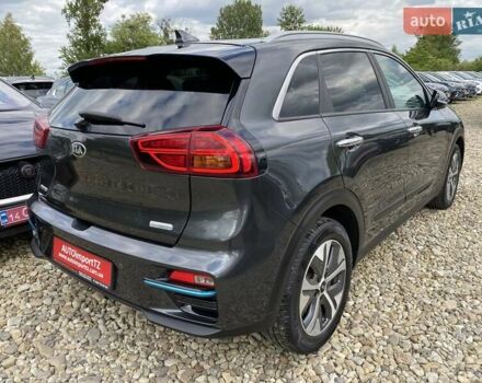Серый Киа Niro, объемом двигателя 0 л и пробегом 67 тыс. км за 23400 $, фото 19 на Automoto.ua