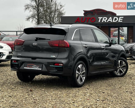 Серый Киа Niro, объемом двигателя 0 л и пробегом 39 тыс. км за 23100 $, фото 11 на Automoto.ua