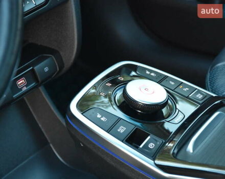 Сірий Кіа Niro, об'ємом двигуна 0 л та пробігом 99 тис. км за 22880 $, фото 21 на Automoto.ua