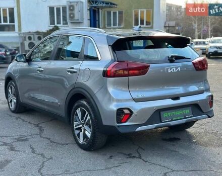 Серый Киа Niro, объемом двигателя 1.6 л и пробегом 57 тыс. км за 24900 $, фото 7 на Automoto.ua