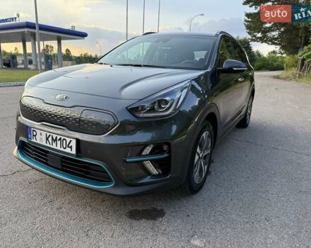 Серый Киа Niro, объемом двигателя 0 л и пробегом 57 тыс. км за 23499 $, фото 1 на Automoto.ua