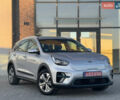 Серый Киа Niro, объемом двигателя 0 л и пробегом 139 тыс. км за 17999 $, фото 1 на Automoto.ua