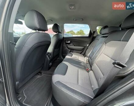 Серый Киа Niro, объемом двигателя 0 л и пробегом 67 тыс. км за 22400 $, фото 14 на Automoto.ua