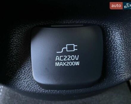 Серый Киа Niro, объемом двигателя 0 л и пробегом 67 тыс. км за 23400 $, фото 14 на Automoto.ua