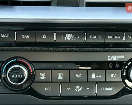 Киа Niro 2021 в Самборе на Automoto.ua Серый Киа Niro, объемом двигателя 0 л и пробегом 107 тыс. км за 19500 $, фото 17 на Automoto.ua