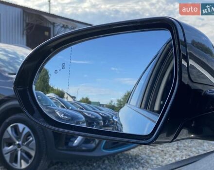 Серый Киа Niro, объемом двигателя 0 л и пробегом 66 тыс. км за 24200 $, фото 9 на Automoto.ua