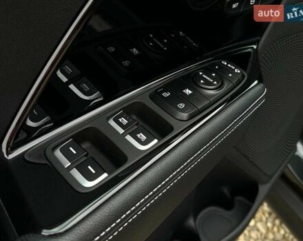 Серый Киа Niro, объемом двигателя 0 л и пробегом 62 тыс. км за 23600 $, фото 6 на Automoto.ua