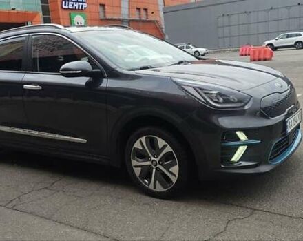 Киа Niro 2021 в Киеве на Automoto.ua Серый Киа Niro, объемом двигателя 0 л и пробегом 195 тыс. км за 16800 $, фото 24 на Automoto.ua