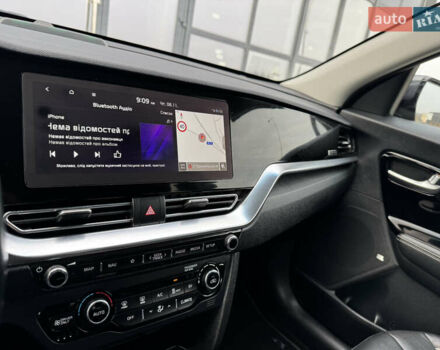 Серый Киа Niro, объемом двигателя 0 л и пробегом 147 тыс. км за 18450 $, фото 75 на Automoto.ua