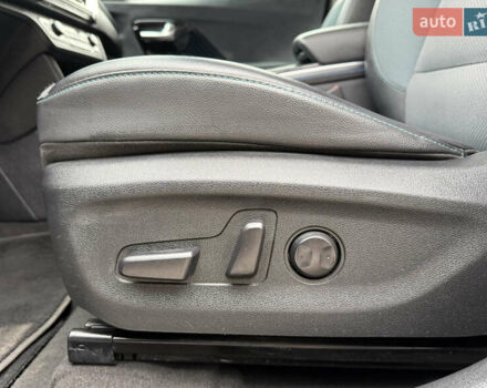 Сірий Кіа Niro, об'ємом двигуна 0 л та пробігом 149 тис. км за 17350 $, фото 44 на Automoto.ua