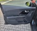 Серый Киа Niro, объемом двигателя 0 л и пробегом 121 тыс. км за 18750 $, фото 18 на Automoto.ua