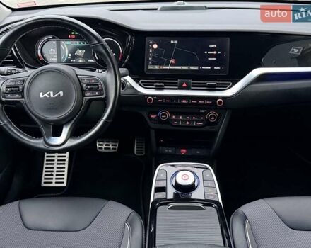 Серый Киа Niro, объемом двигателя 0 л и пробегом 47 тыс. км за 23890 $, фото 15 на Automoto.ua