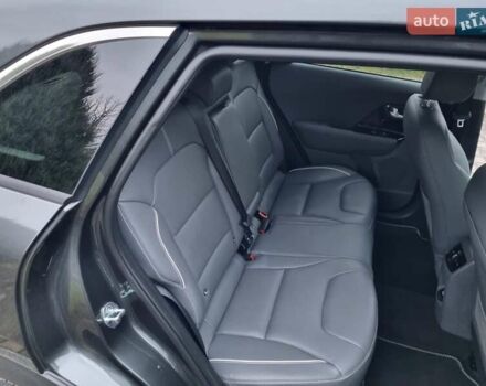 Серый Киа Niro, объемом двигателя 0 л и пробегом 42 тыс. км за 22850 $, фото 35 на Automoto.ua