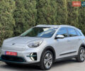 Сірий Кіа Niro, об'ємом двигуна 0 л та пробігом 141 тис. км за 17799 $, фото 23 на Automoto.ua
