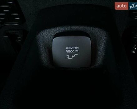 Сірий Кіа Niro, об'ємом двигуна 0 л та пробігом 100 тис. км за 21900 $, фото 75 на Automoto.ua