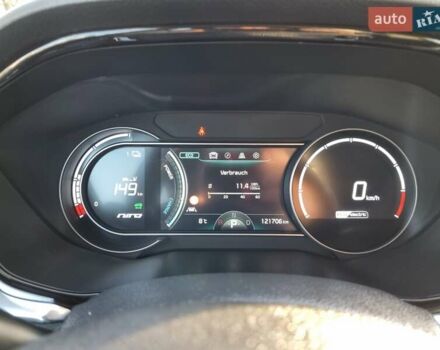 Серый Киа Niro, объемом двигателя 0 л и пробегом 121 тыс. км за 18750 $, фото 44 на Automoto.ua