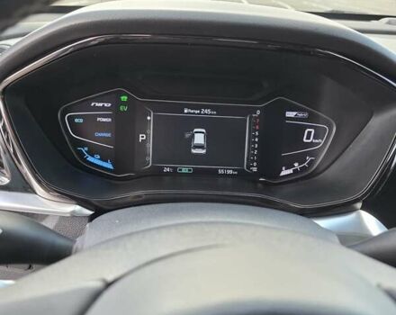 Серый Киа Niro, объемом двигателя 1.58 л и пробегом 55 тыс. км за 23500 $, фото 12 на Automoto.ua