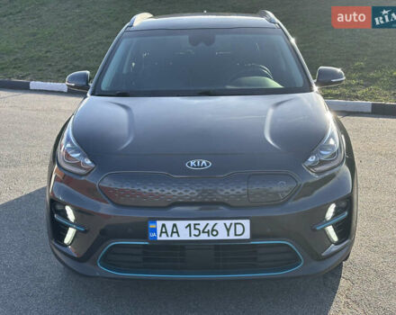 Серый Киа Niro, объемом двигателя 0 л и пробегом 200 тыс. км за 16900 $, фото 1 на Automoto.ua