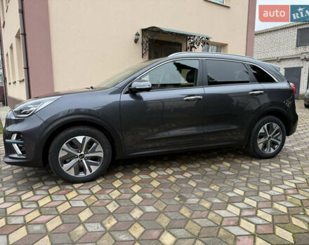 Сірий Кіа Niro, об'ємом двигуна 0 л та пробігом 50 тис. км за 22300 $, фото 12 на Automoto.ua