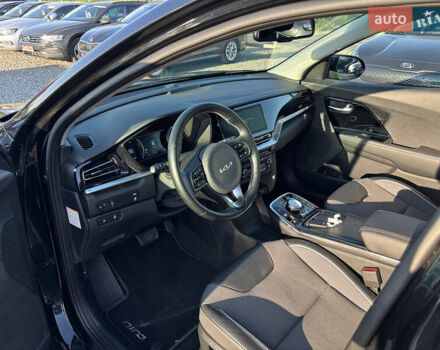 Киа Niro 2021 в Львове на Automoto.ua Серый Киа Niro, объемом двигателя 0 л и пробегом 55 тыс. км за 22400 $, фото 12 на Automoto.ua