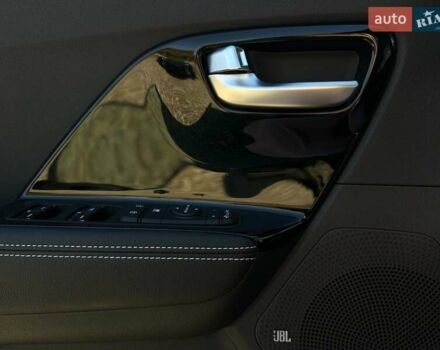 Сірий Кіа Niro, об'ємом двигуна 0 л та пробігом 37 тис. км за 24600 $, фото 2 на Automoto.ua