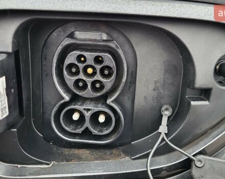 Сірий Кіа Niro, об'ємом двигуна 0 л та пробігом 106 тис. км за 20950 $, фото 20 на Automoto.ua