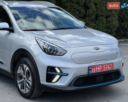 Сірий Кіа Niro, об'ємом двигуна 0 л та пробігом 141 тис. км за 17799 $, фото 20 на Automoto.ua