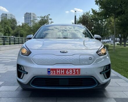 Серый Киа Niro, объемом двигателя 2 л и пробегом 98 тыс. км за 19200 $, фото 7 на Automoto.ua