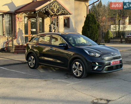 Серый Киа Niro, объемом двигателя 0 л и пробегом 157 тыс. км за 18350 $, фото 8 на Automoto.ua