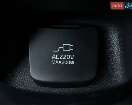 Серый Киа Niro, объемом двигателя 0 л и пробегом 82 тыс. км за 22900 $, фото 82 на Automoto.ua