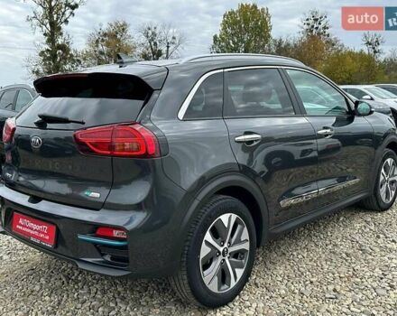 Серый Киа Niro, объемом двигателя 0 л и пробегом 62 тыс. км за 23600 $, фото 25 на Automoto.ua