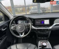 Серый Киа Niro, объемом двигателя 0 л и пробегом 147 тыс. км за 18450 $, фото 66 на Automoto.ua