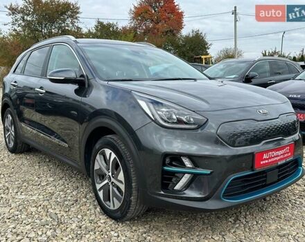 Серый Киа Niro, объемом двигателя 0 л и пробегом 62 тыс. км за 24600 $, фото 27 на Automoto.ua