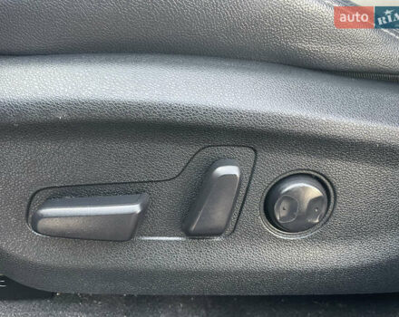 Сірий Кіа Niro, об'ємом двигуна 0 л та пробігом 140 тис. км за 18500 $, фото 21 на Automoto.ua