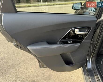 Сірий Кіа Niro, об'ємом двигуна 0 л та пробігом 88 тис. км за 21700 $, фото 30 на Automoto.ua