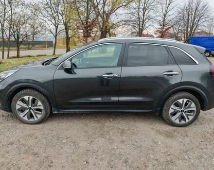 Сірий Кіа Niro, об'ємом двигуна 0 л та пробігом 76 тис. км за 18700 $, фото 1 на Automoto.ua