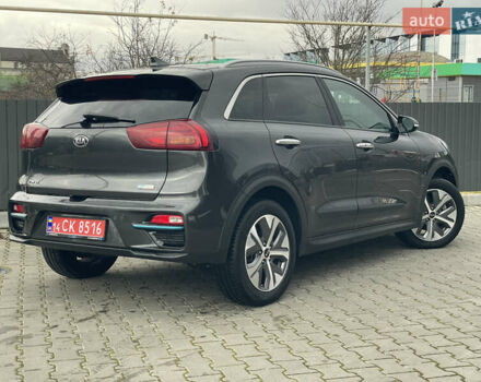 Сірий Кіа Niro, об'ємом двигуна 0 л та пробігом 52 тис. км за 22999 $, фото 15 на Automoto.ua