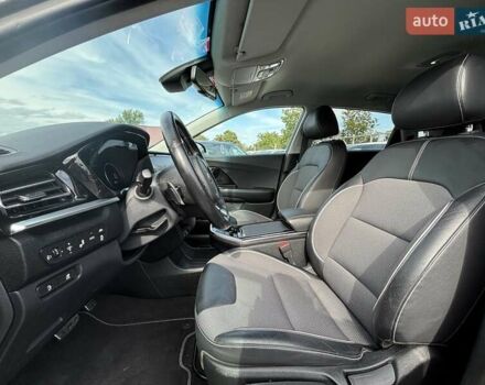 Серый Киа Niro, объемом двигателя 0 л и пробегом 67 тыс. км за 22400 $, фото 27 на Automoto.ua
