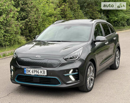 Сірий Кіа Niro, об'ємом двигуна 0 л та пробігом 19 тис. км за 35980 $, фото 1 на Automoto.ua