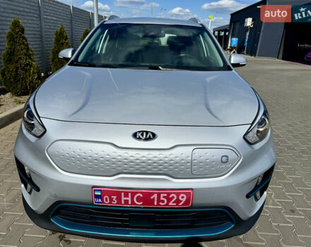 Серый Киа Niro, объемом двигателя 0 л и пробегом 131 тыс. км за 17599 $, фото 6 на Automoto.ua