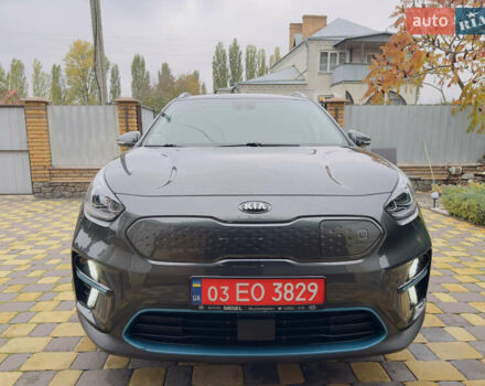 Серый Киа Niro, объемом двигателя 0 л и пробегом 137 тыс. км за 18450 $, фото 4 на Automoto.ua