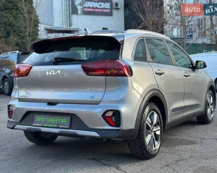 Серый Киа Niro, объемом двигателя 1.6 л и пробегом 57 тыс. км за 24900 $, фото 9 на Automoto.ua