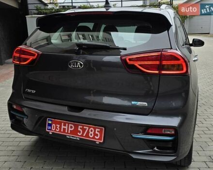 Серый Киа Niro, объемом двигателя 0 л и пробегом 153 тыс. км за 17950 $, фото 8 на Automoto.ua